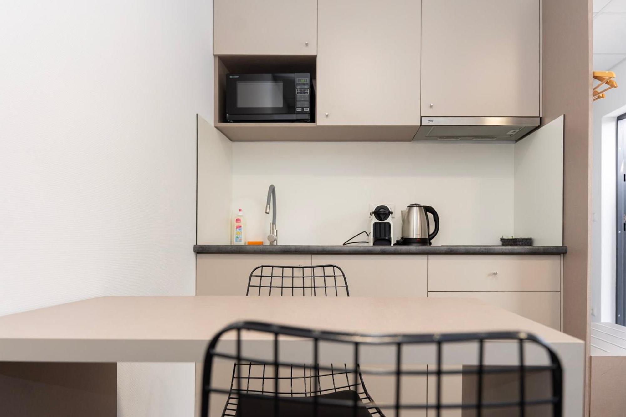 Comfort Housing Apartments Фалькензе Экстерьер фото