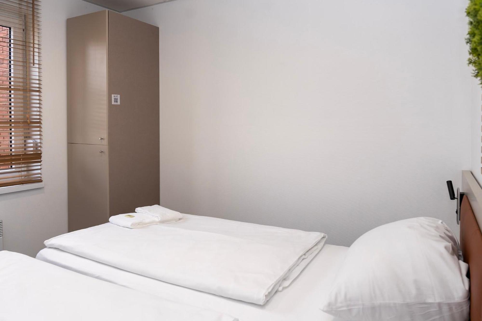 Comfort Housing Apartments Фалькензе Экстерьер фото